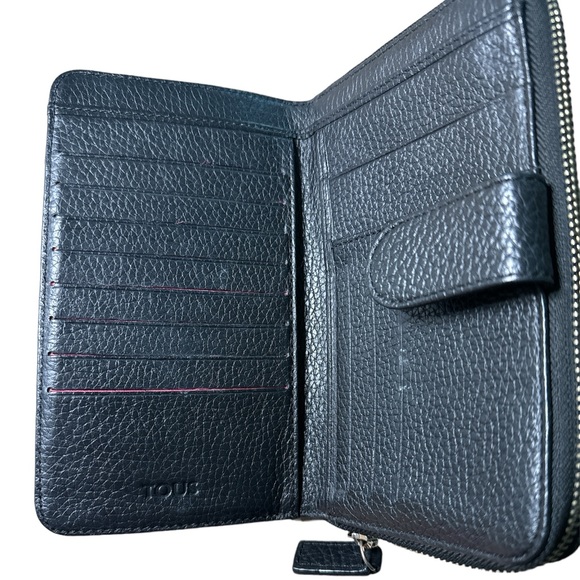 Tous Black Leather Zippered Wallet 7.5” X 4” - Picture 6 of 8